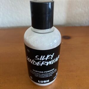 LUSH Silky Underwear Dusting Powder